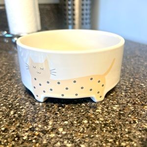 Ceramic cat bowl